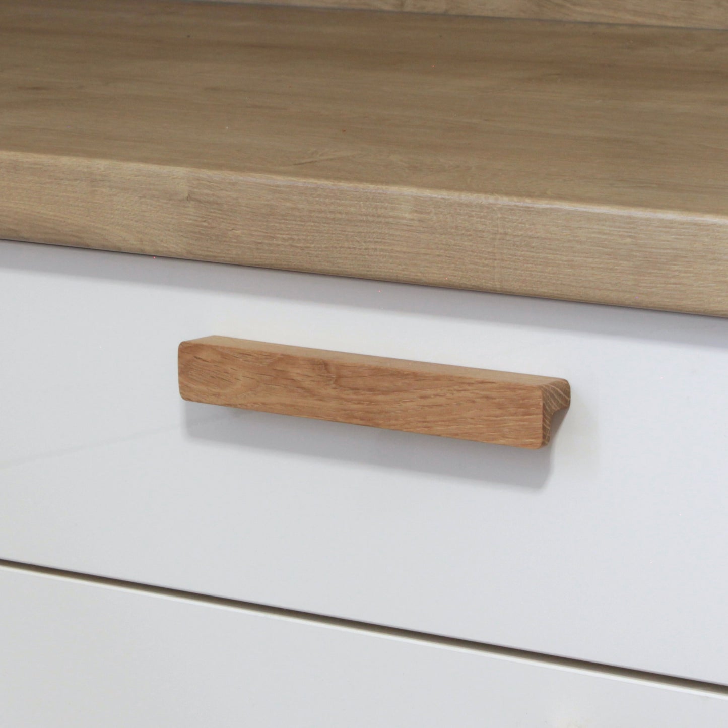 Poignée de meuble en bois de chêne 203 Barre de poignée avec courbe