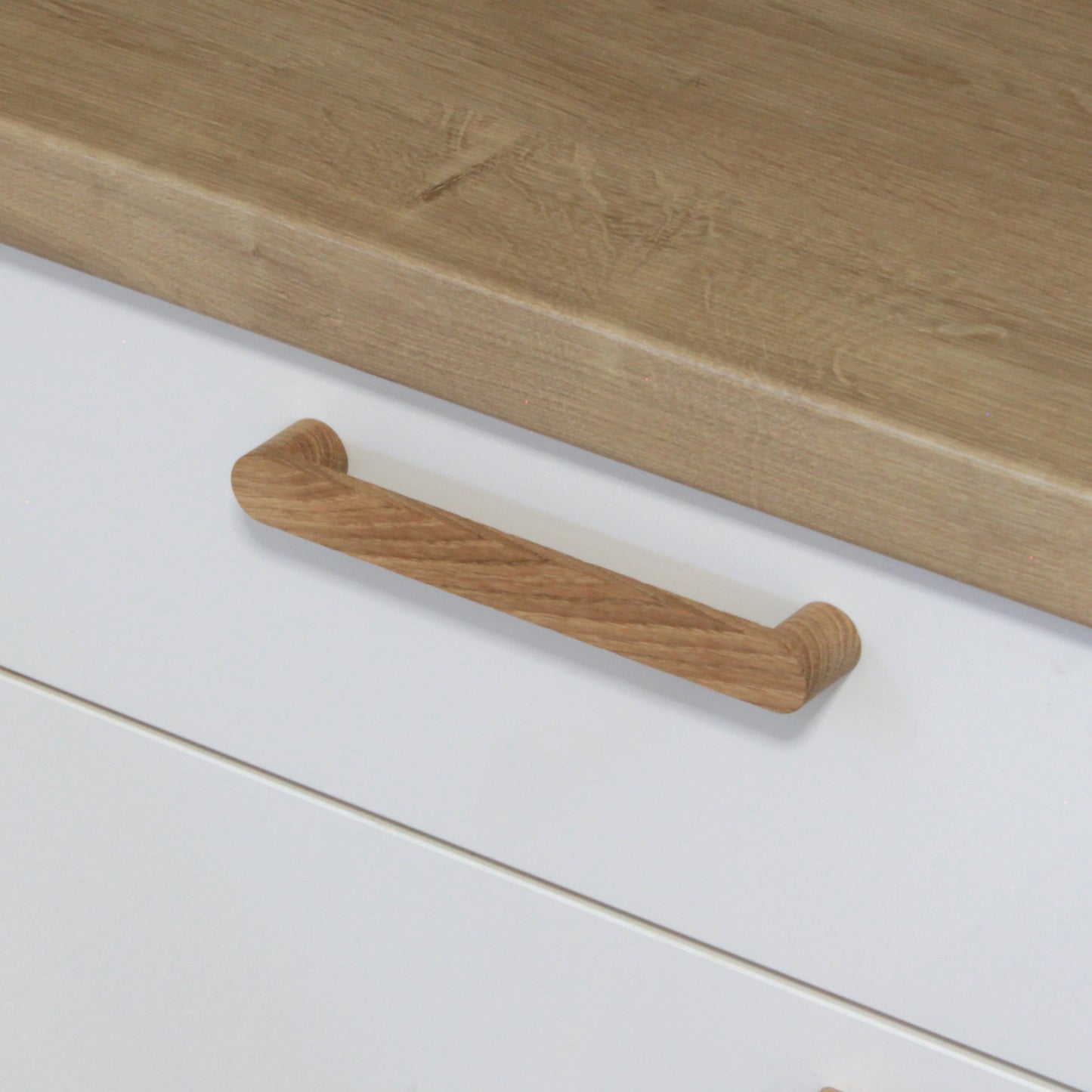 Handle 258