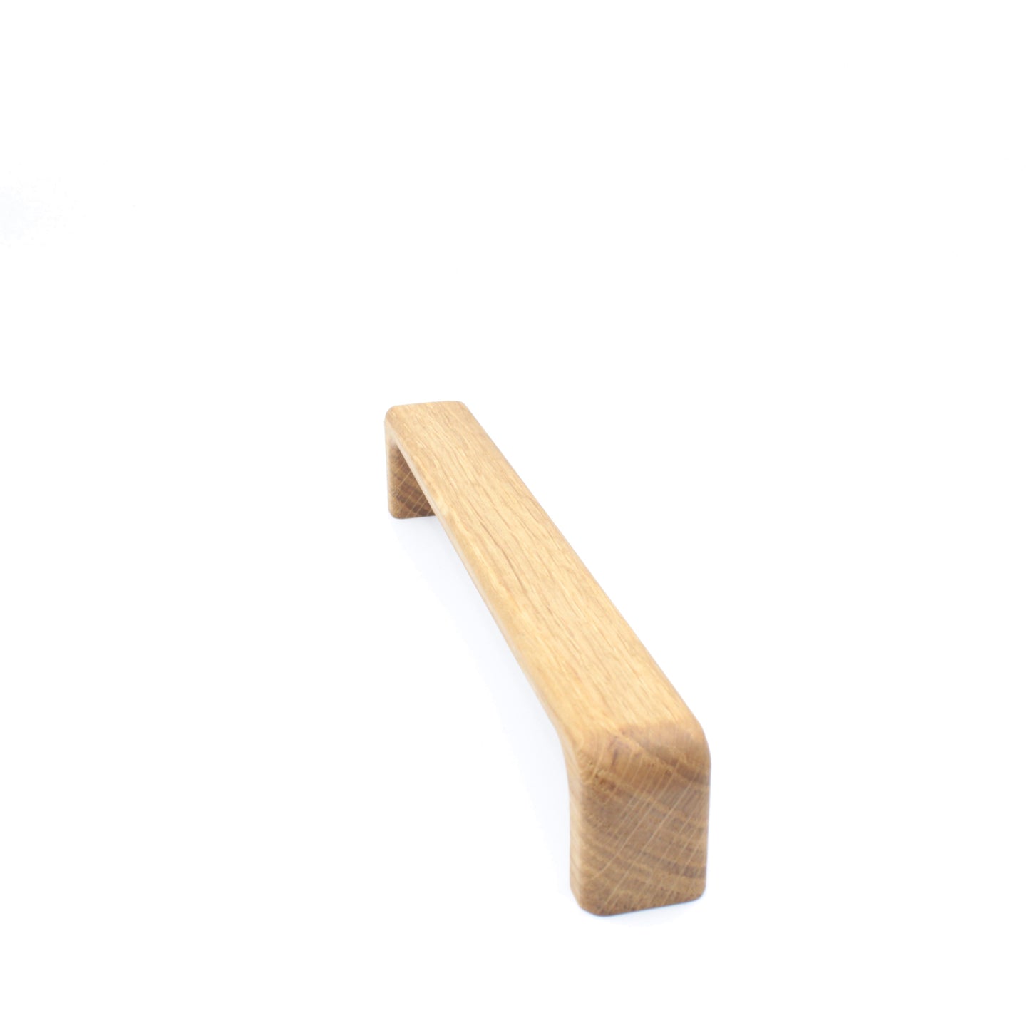 Poignée de meuble en bois de chêne 253 avec courbes