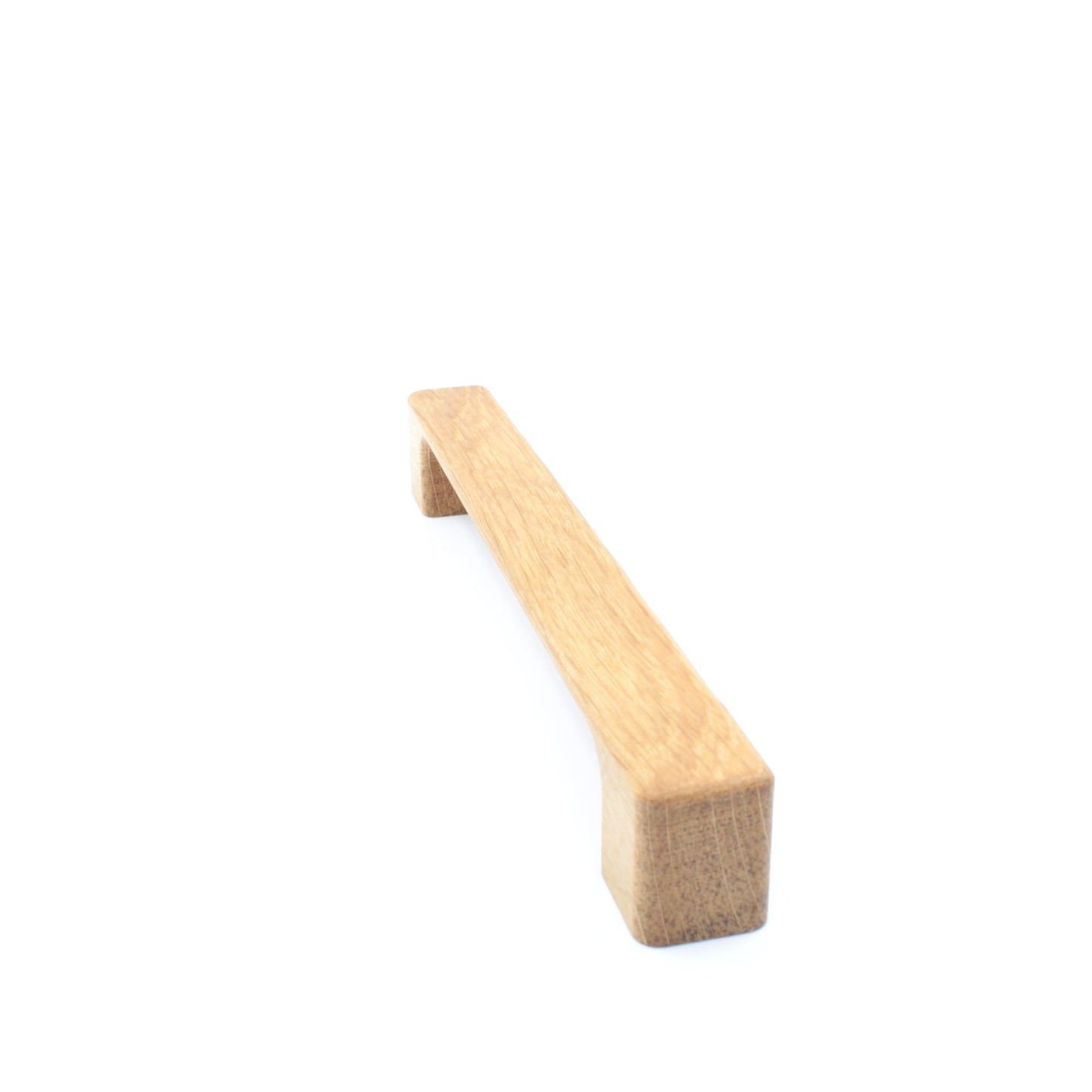 Poignée de meuble en bois de chêne 253 avec courbes